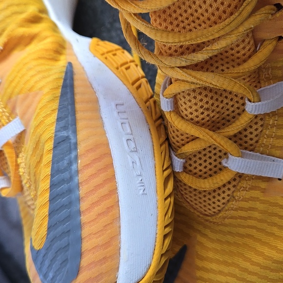 Nike Zoom Clearouts size 13 - Picture 2 of 10